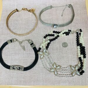 ‎Choker Necklace Bundle